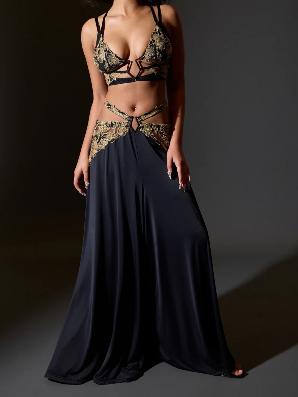 NEW WITH TAGS NWT THISTLE AND SPIRE DEMETER PANTS + BRALETTE BRA 2-PIECE SET